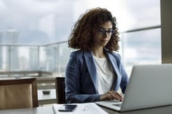 Webinar_Reach_Untethered_Employee-scaled Webinar_Reach_Untethered_Employee-scaled